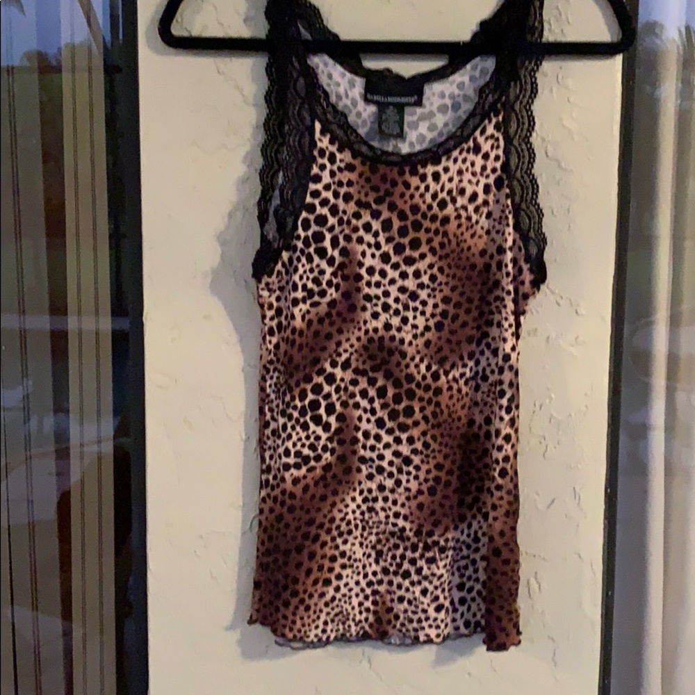 Amazing leopard and black tank